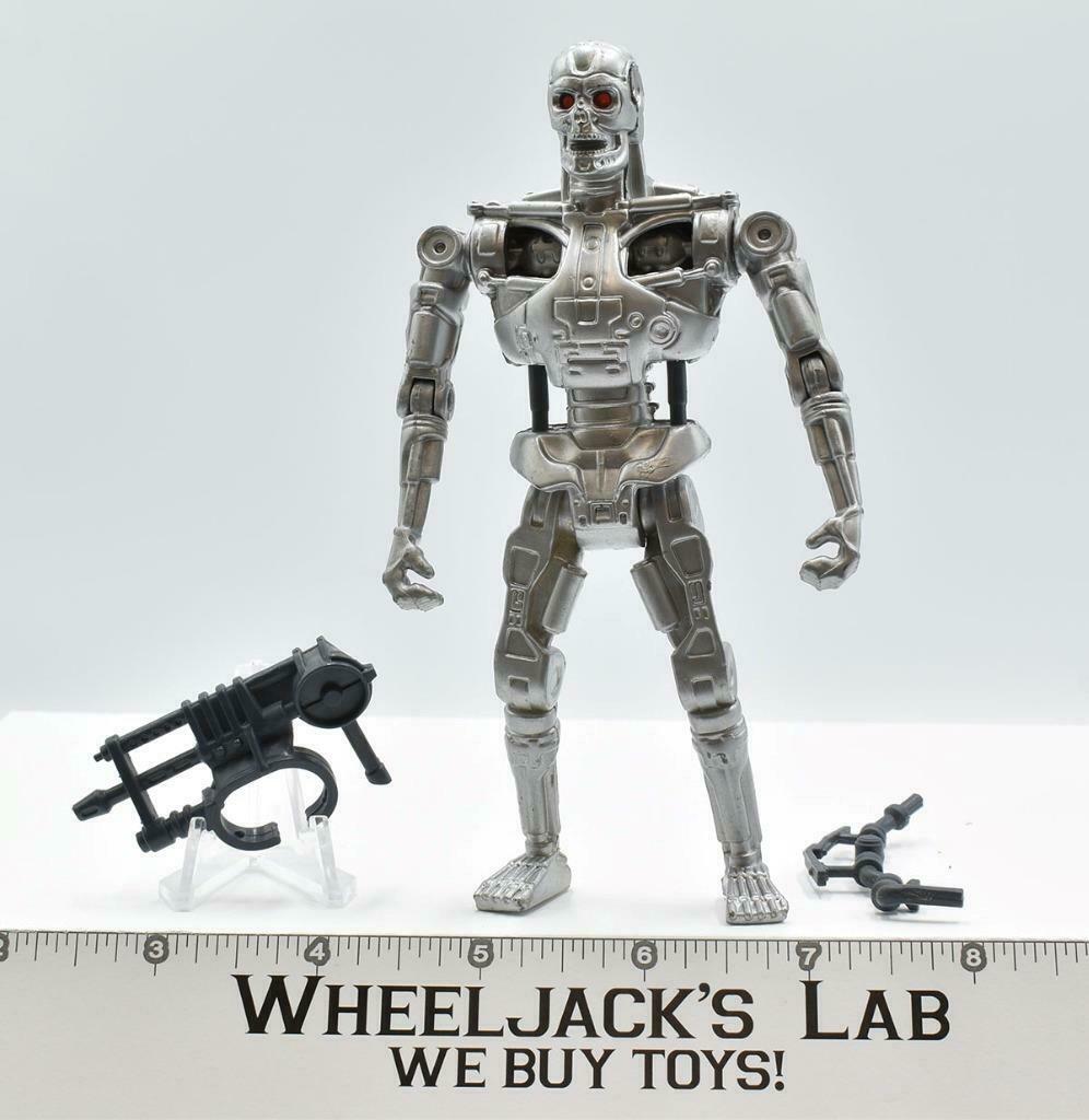 ターミネーター2 フィギュア Endoskeleton 人類に審判を告げる破滅の使者！映画『ターミネーター2』版の