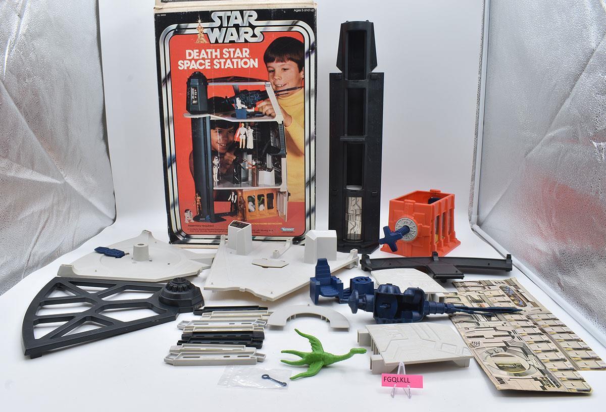 Death Star Space Station W BOX Vintage Star Wars Vintage Kenner Playset Wheeljack's Lab