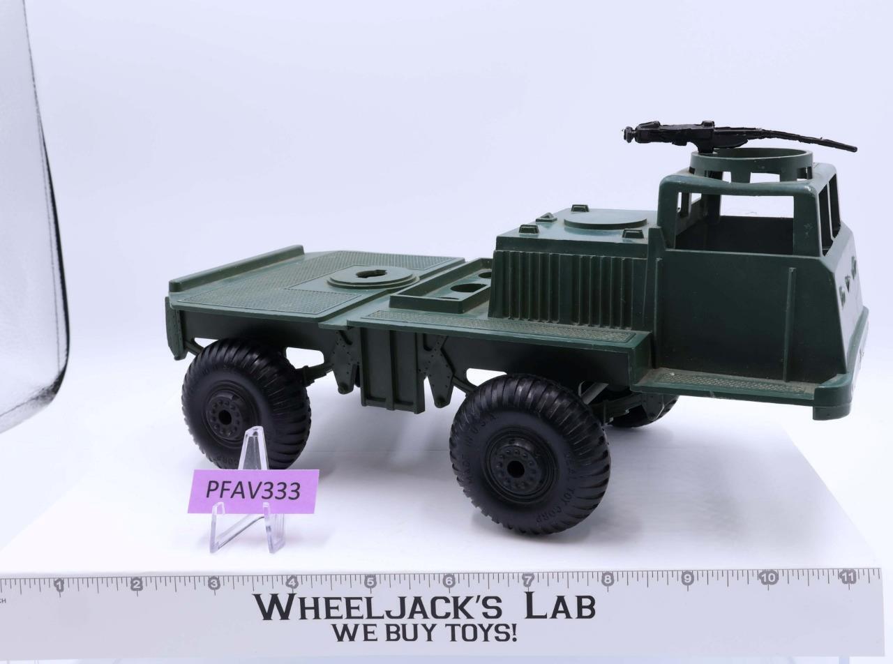 Plastic Tractor for M65 Atomic Cannon 1970