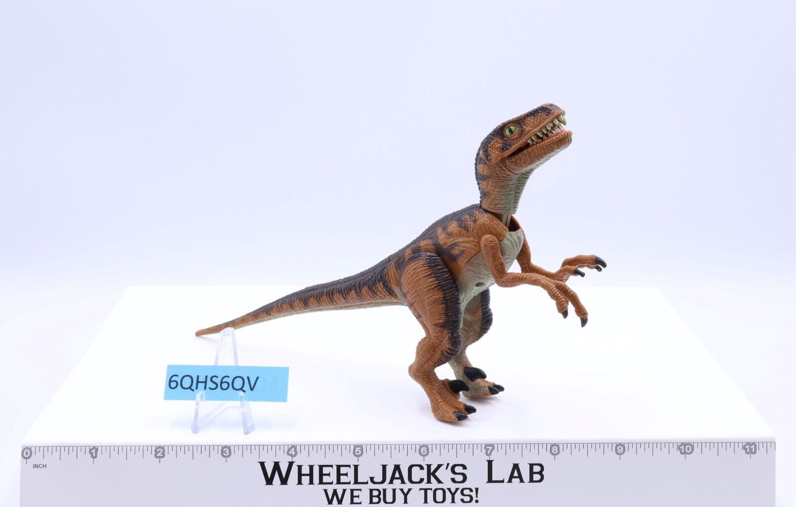 ジュラシックパーク ヴェロキラプトル(JP03) Vintage Jurassic Park VELOCIRAPTOR JP03 with Dino-Strike