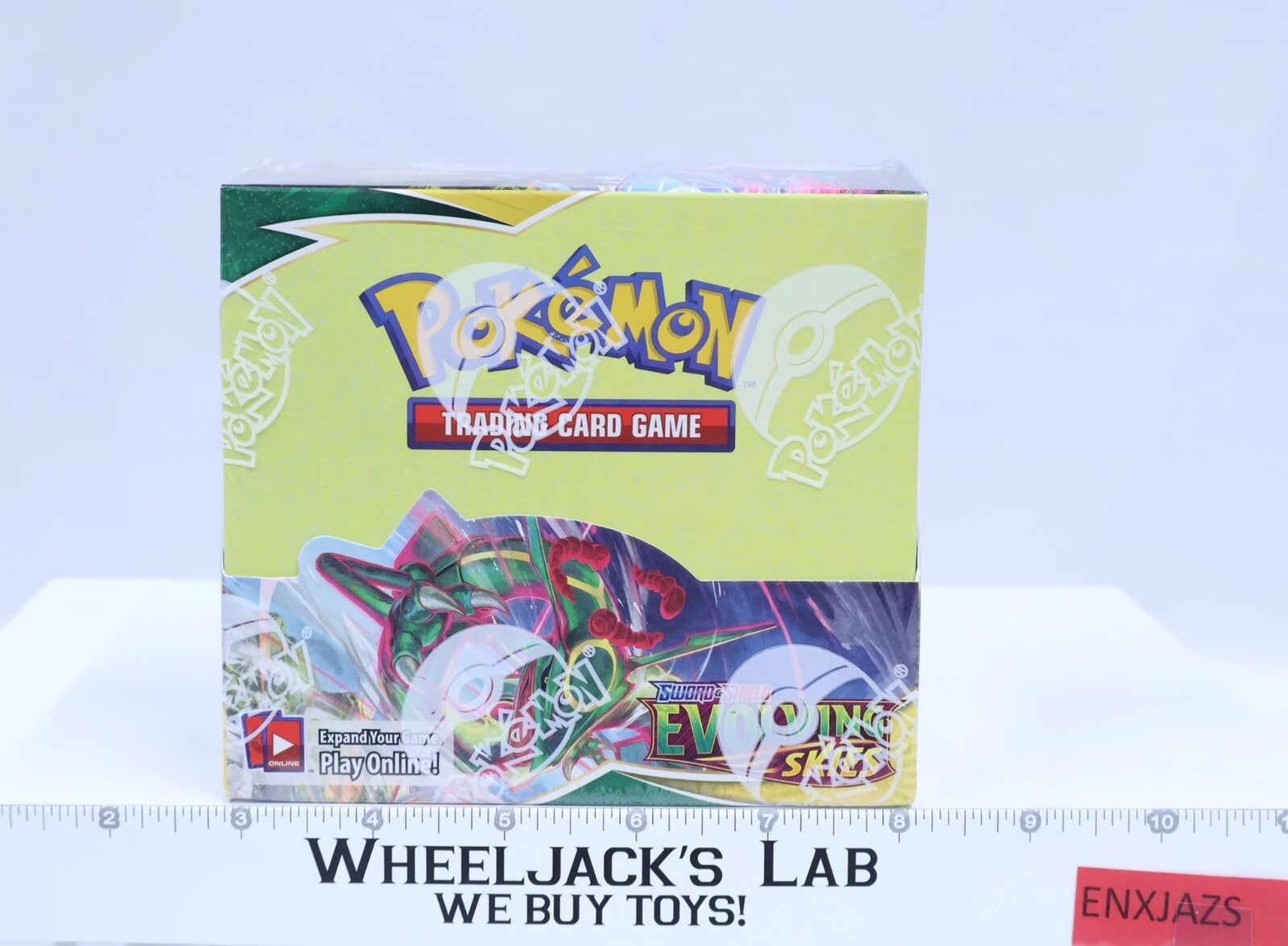 Evolving Skies Booster Box of 36 Sword & Shield 2021 Pokémon NEW