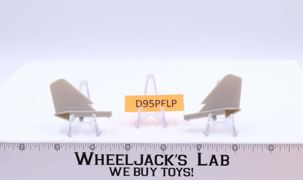 STARSCREAM WINGS RUDDERS PAIR LARGE TAB G1 Transformers 1985 Action