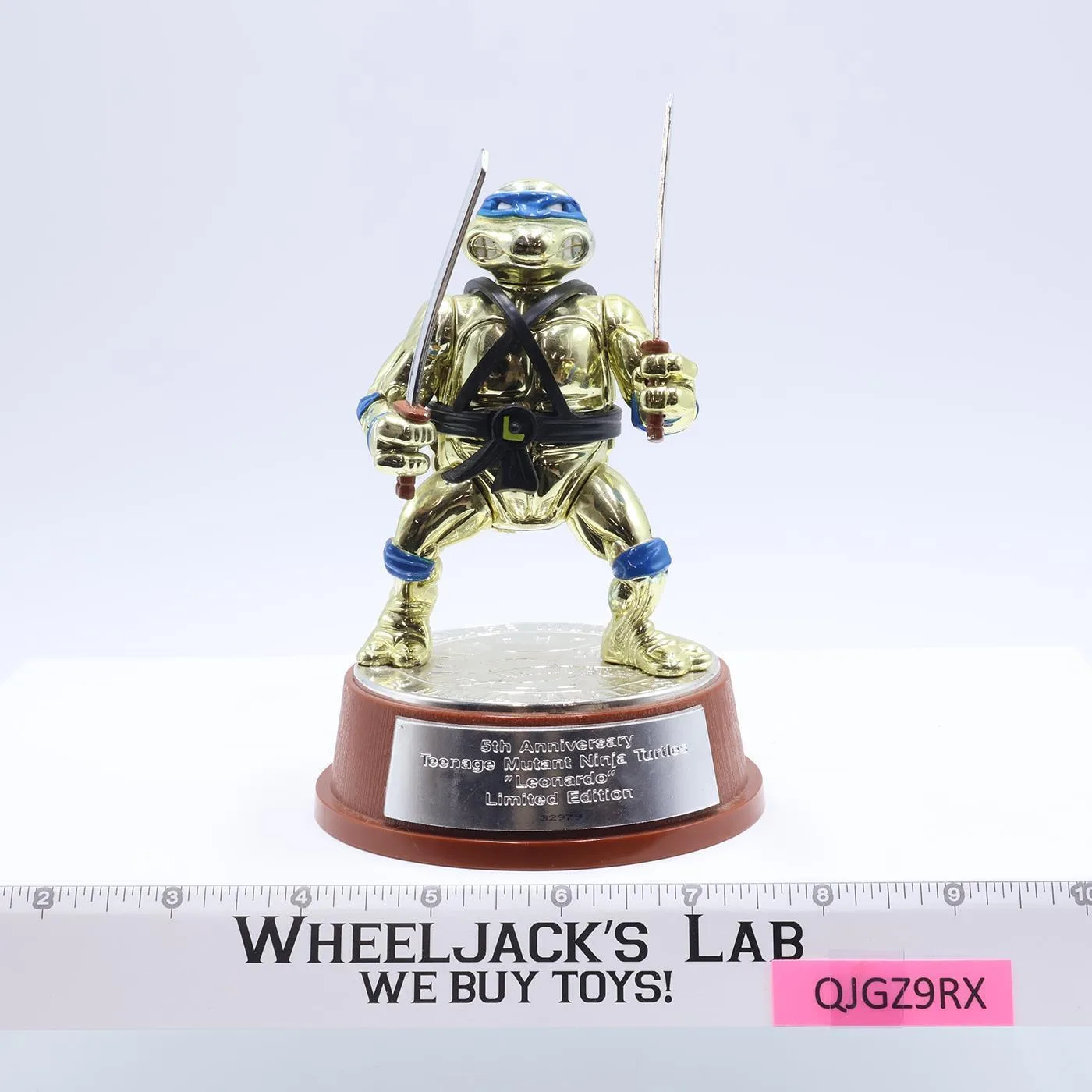 Leonardo Gold 5th Anniversary Limited Edition Bank TMNT 1992