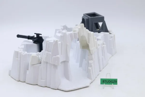 Hoth Imperial Attack Base Star Wars 1980 Kenner Vintage Action Figure Playset - Image 2