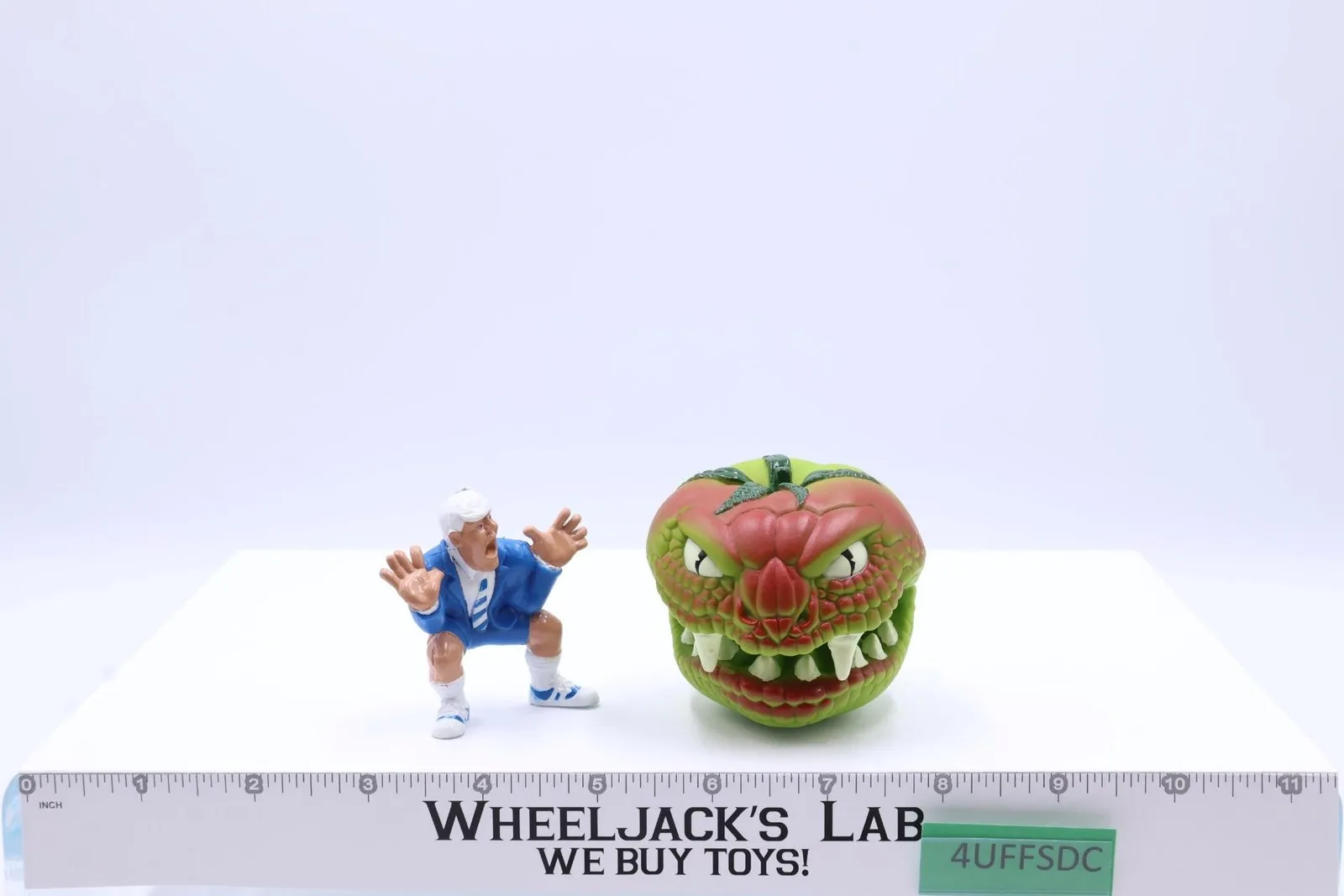 アタックオブザキラートマト\"FANGMATO\" 1991年製 アメトイ 1991 Mattel Attack of the Killer Tomatoes Carded Figure