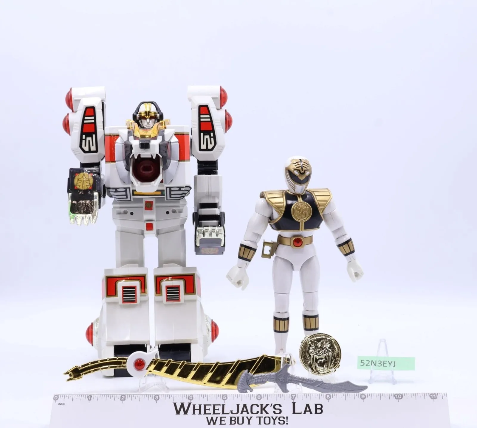 White Tigerzord W/ White Ranger Power Rangers 1994 Bandai Action Figure