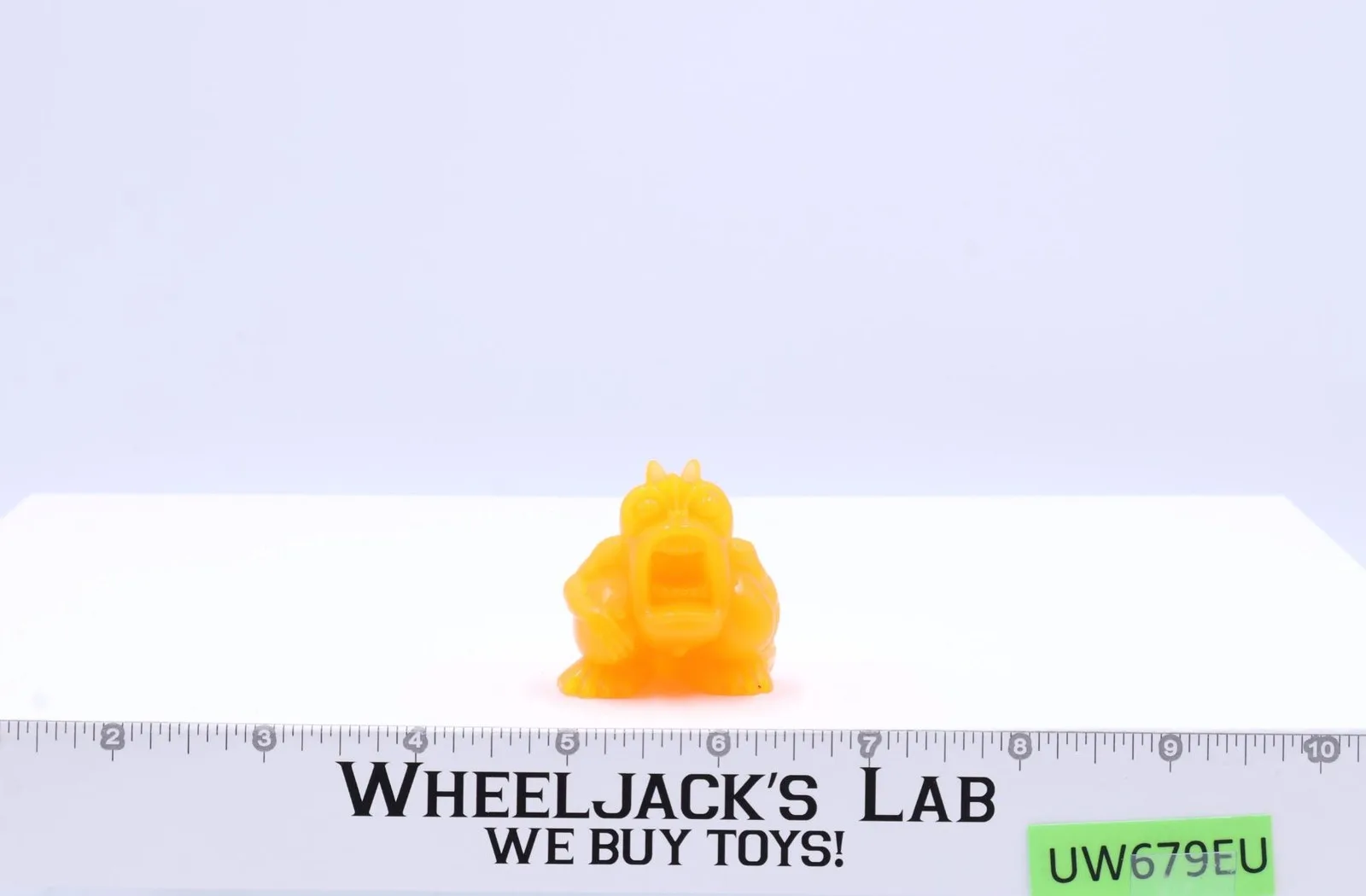 Ecto-1 Orange Ghost Figure Ghostbusters 1984 Vintage Kenner Figure