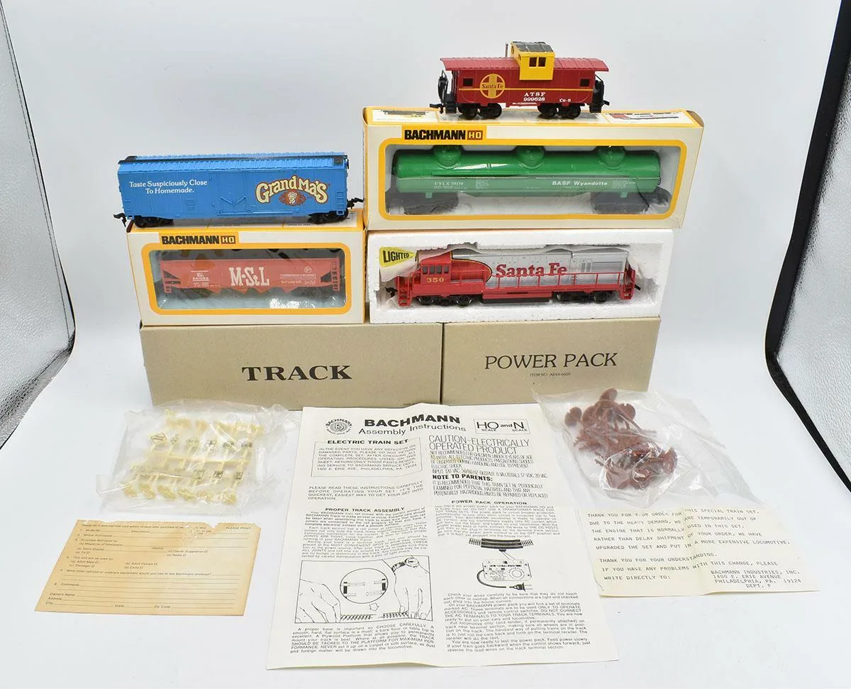 Bachmann Santa Fe 350 Grandma's Cookies Open Hopper Tracks 1980's Train Set